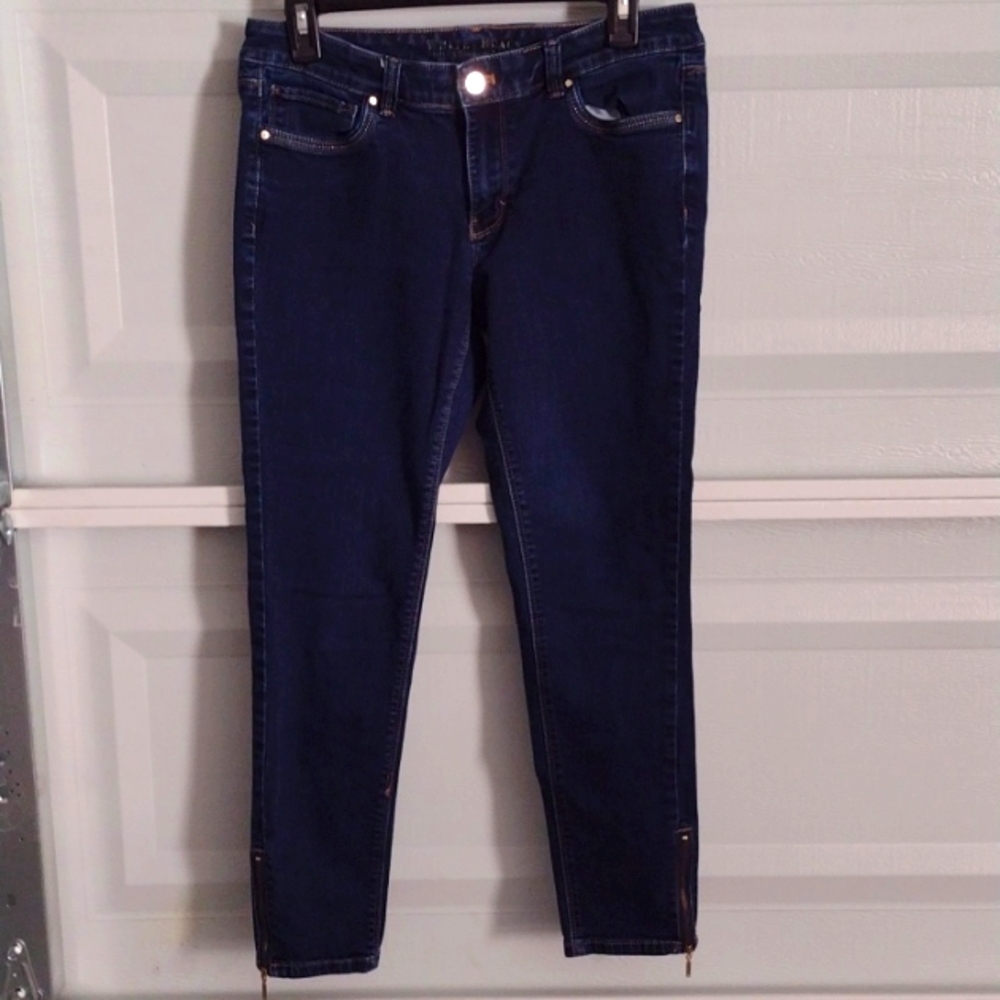White Black House  Market Jeans 👖